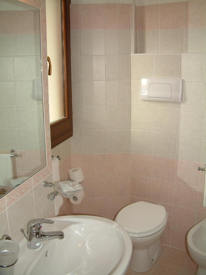 Scano Comfort Inn Santa Teresa Gallura Kültér fotó
