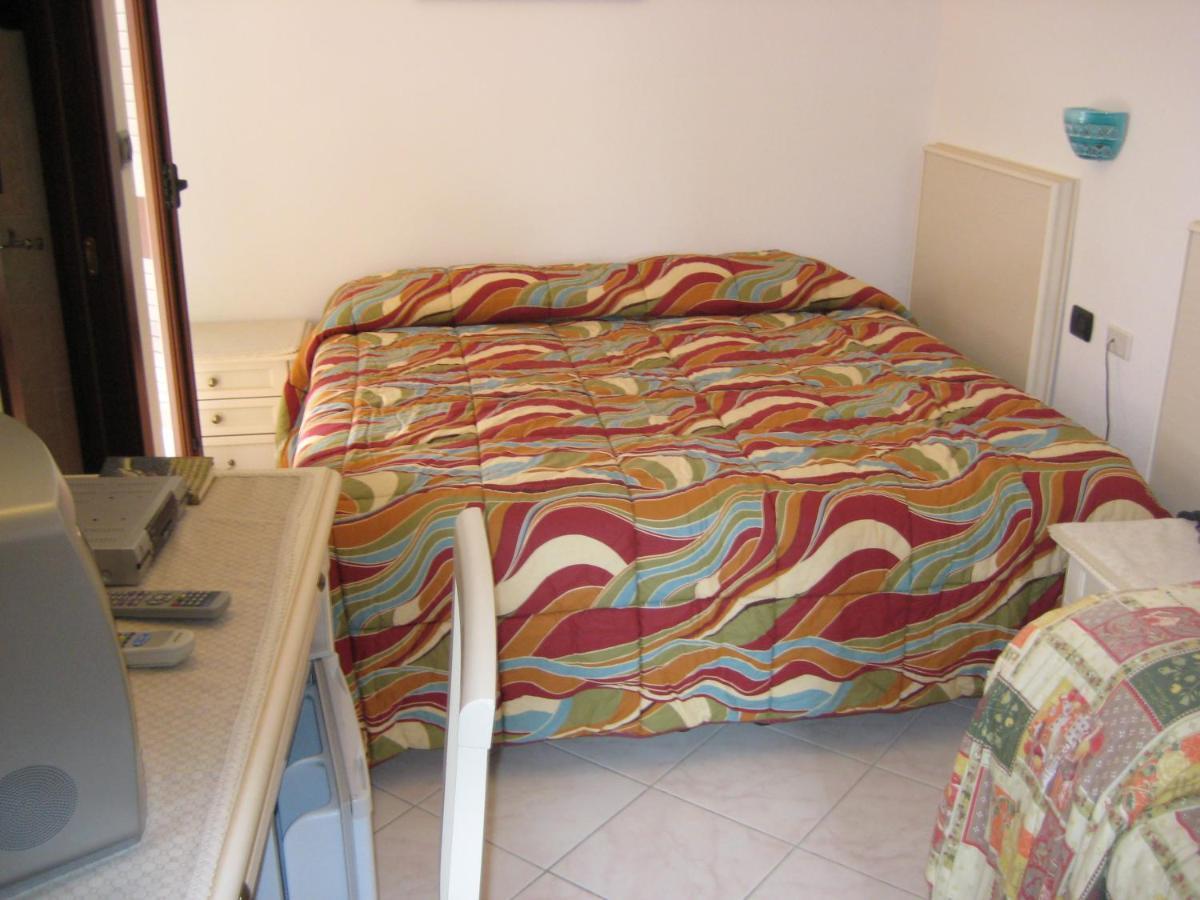 Scano Comfort Inn Santa Teresa Gallura Kültér fotó
