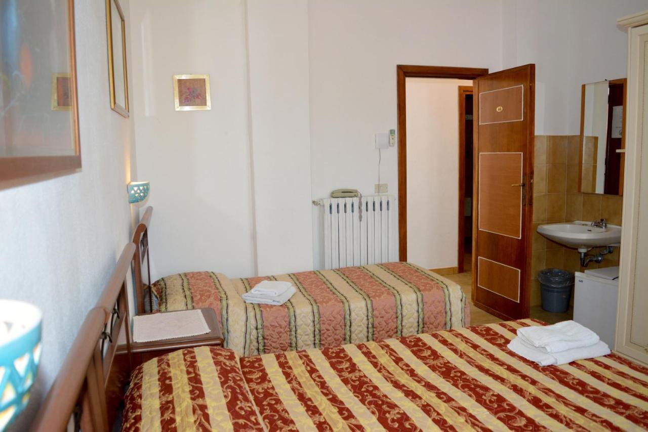 Scano Comfort Inn Santa Teresa Gallura Kültér fotó