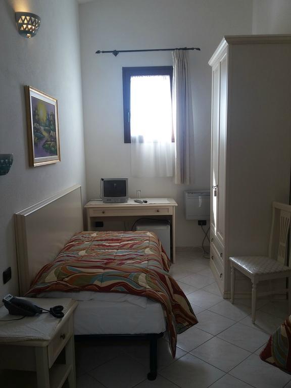 Scano Comfort Inn Santa Teresa Gallura Kültér fotó