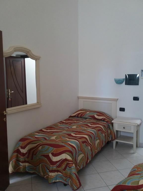 Scano Comfort Inn Santa Teresa Gallura Kültér fotó